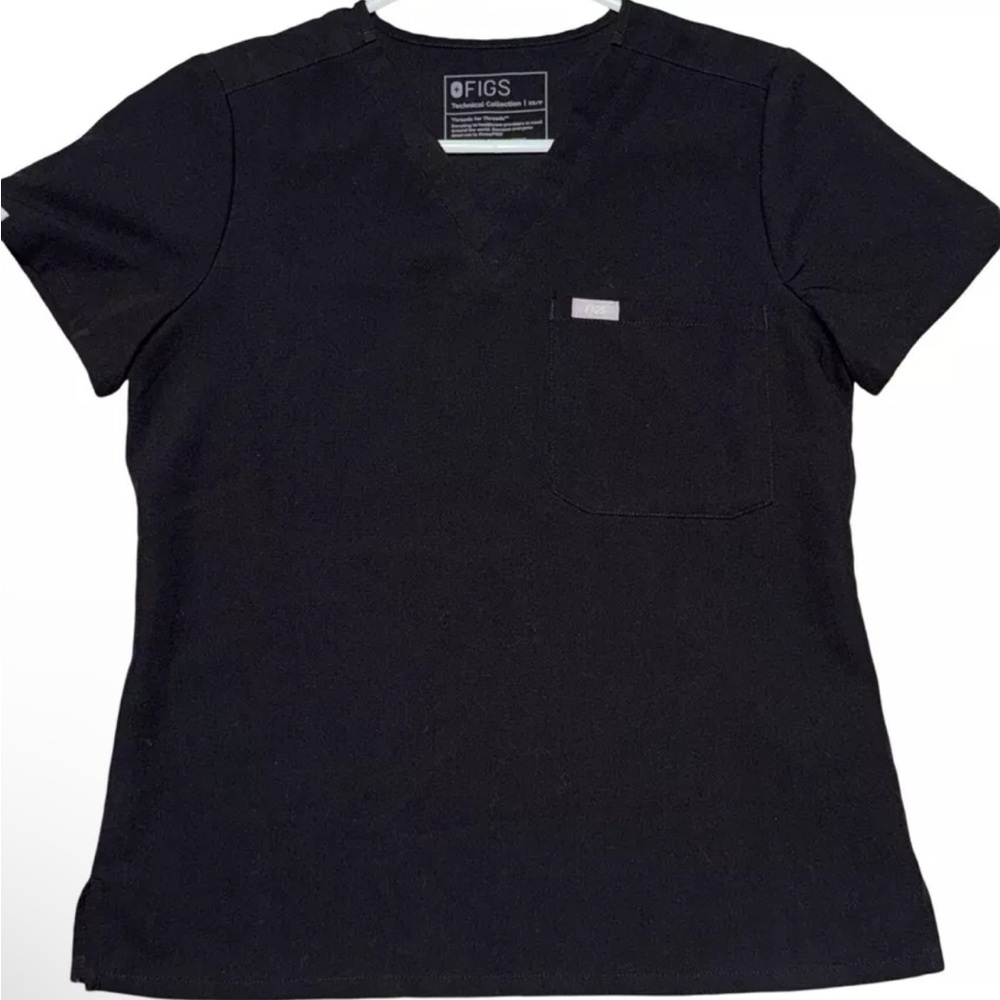 Figs one pocket scrub top